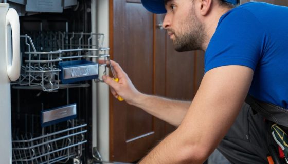 kitchen-cabinet-repair-services-Singapore